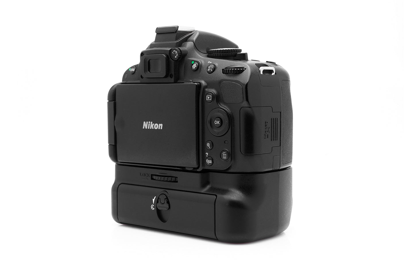 Used Nikon D5100 DSLR Camera Body with Battery Grip