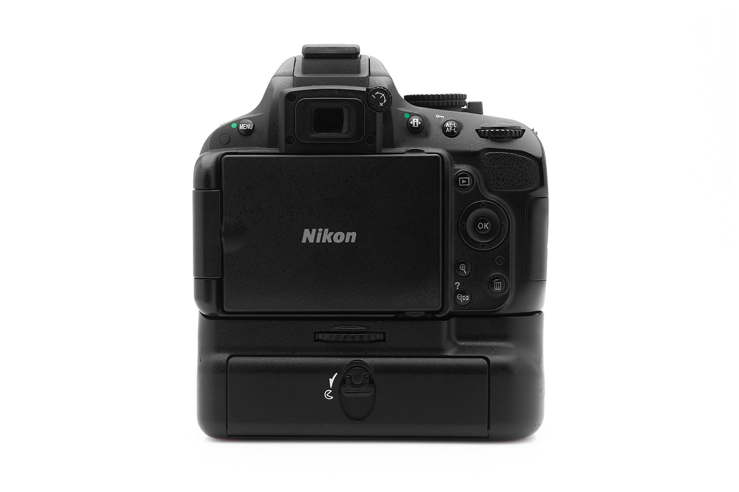 Used Nikon D5100 DSLR Camera Body with Battery Grip