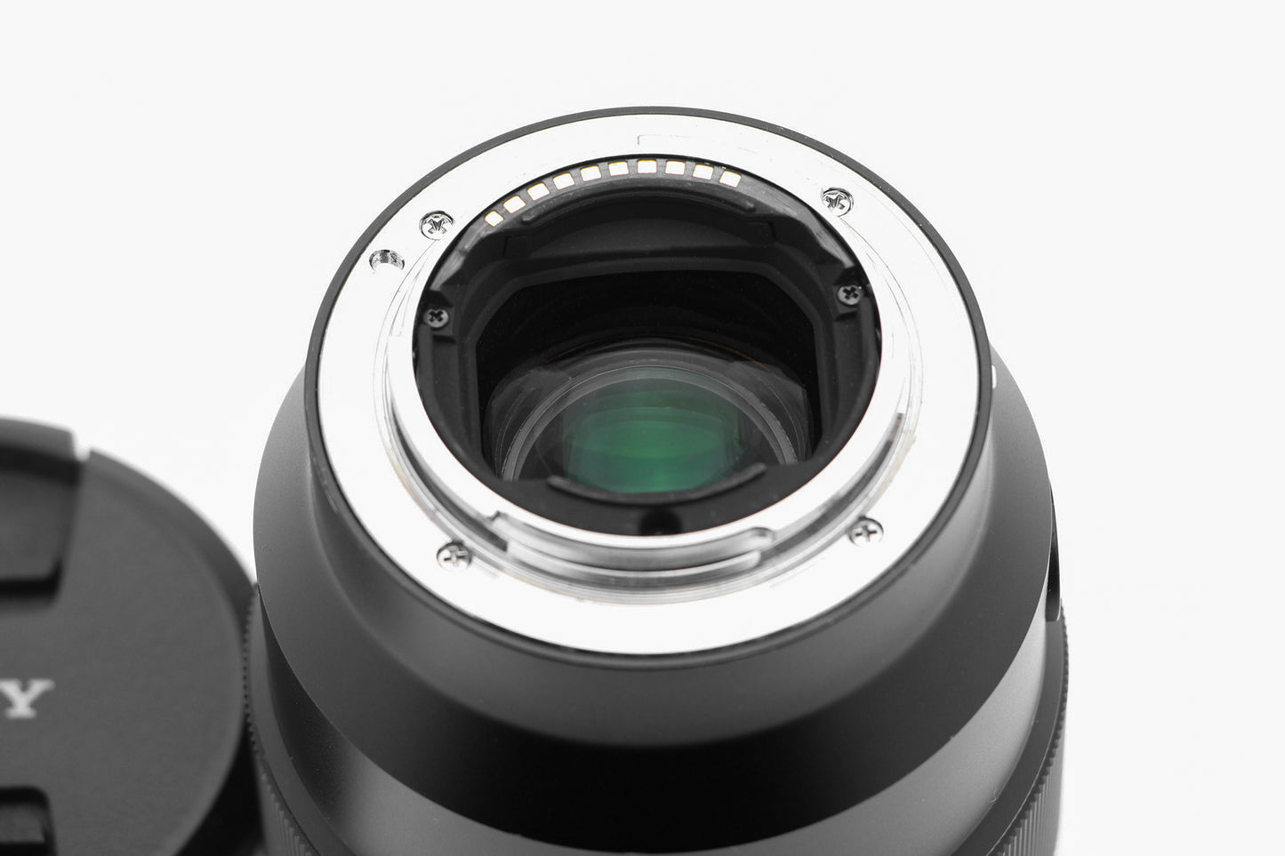 Used Sony FE 85mm f/1.8 Lens